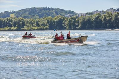 /assets/images/q/pedagrafie-fotografie-feuerwehr-passau-13-my70j4ycqcmt19c.jpg